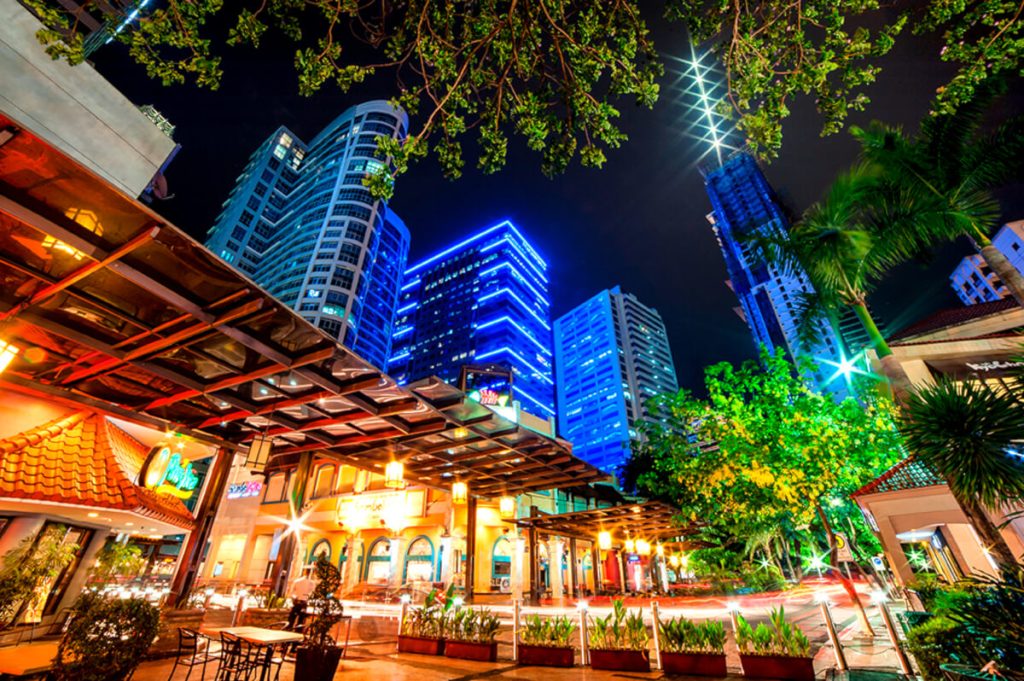 Eastwood City Ultra 7 Flick Pick: "Beetlejuice Beetlejuice" 2 EWC Citywalk 4